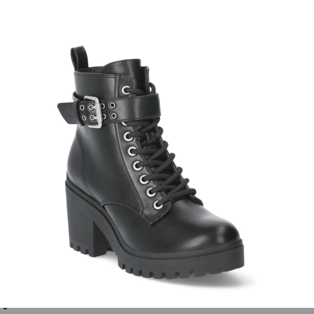 No Boundaries Women's Lace Up Motto Boot size 11